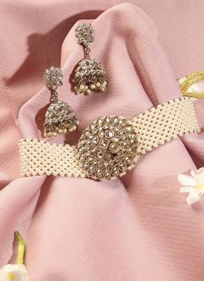 Gorgeous flower design and mother of pearl antique gold plated collar necklace set for women 1