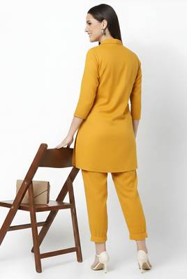 Yellow embroidered rayon kurta set 2