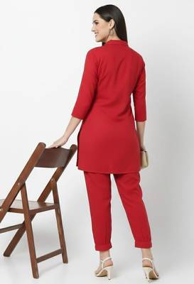 Red embroidered rayon kurta set 2