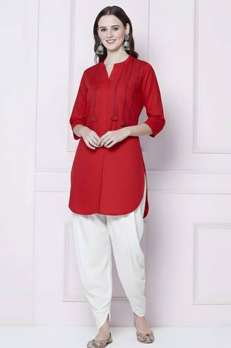 Red embroidered rayon kurta with dhoti pant