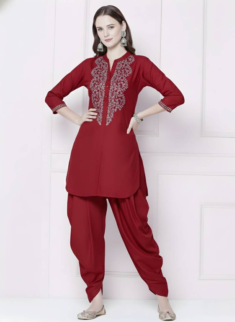Red embroidered rayon kurta with dhoti pant