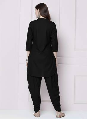 Black embroidered rayon kurta with dhoti pant 2