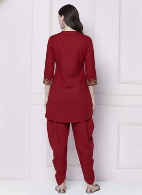 Red plain rayon kurta with dhoti pant 2