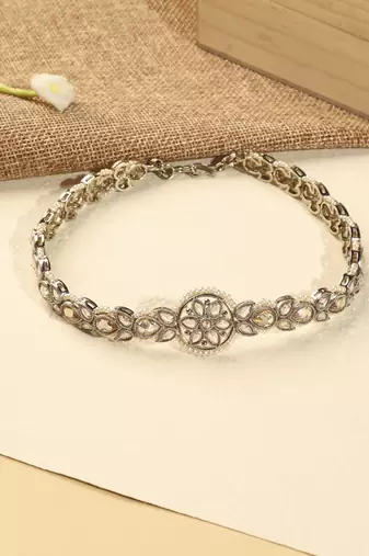 Flower design and pearl brown kundan stone antique gold plated mathapatti(sheeshphool) for women