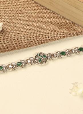 flower design pearl green kundan gold plated mathapatti 4