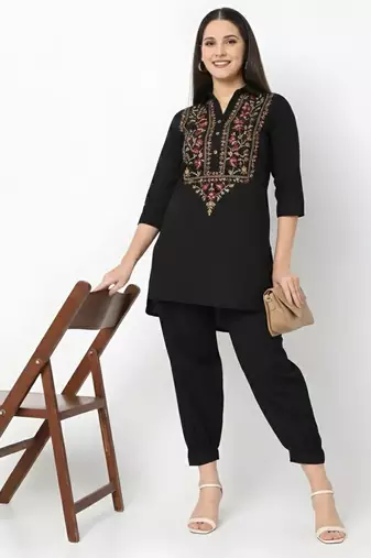 Black embroidered rayon kurta set