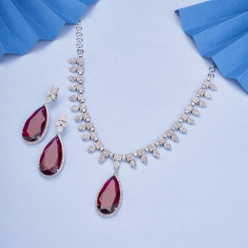 Crystal radiant  necklace