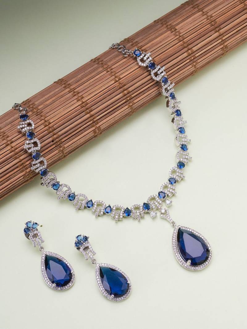 Crystal serenity necklace