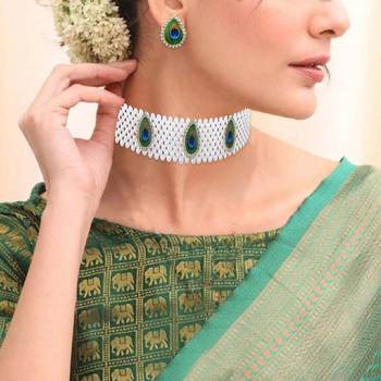 Pearl peacock motif choker necklace set women 4