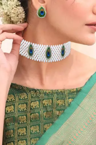 Pearl peacock motif choker necklace set women