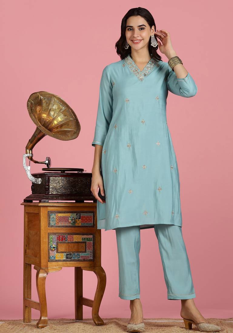 Aqua-blue silk embroidered Co-ord set 