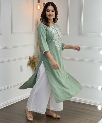 Green cotton embroidered Kurta Set 4