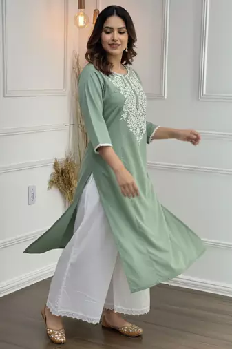 Green cotton embroidered Kurta Set