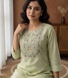 Green silk embroidered Kurta Set