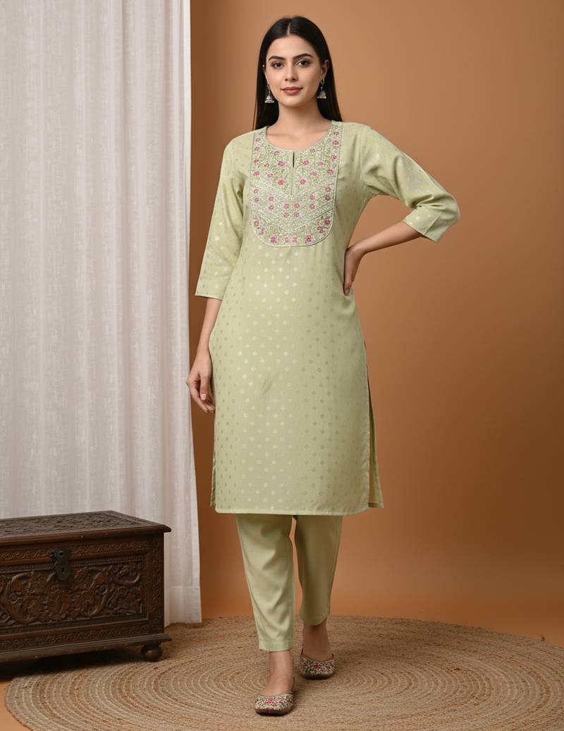 Green silk embroidered Kurta Set