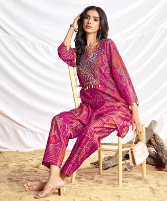 Pink cotton embroidered Co-ord set  3
