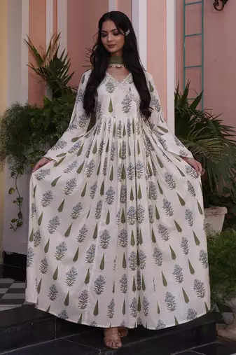 Off-white cotton embroidered Kurti