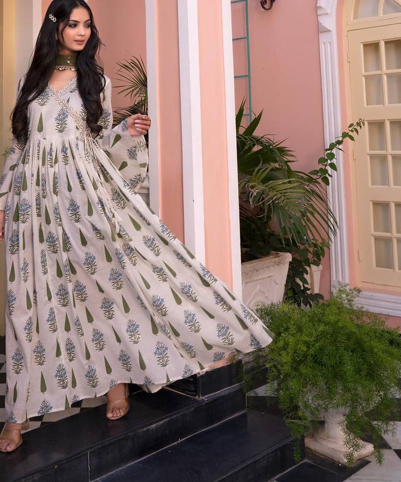 Off-white cotton embroidered Kurti