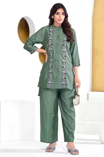 Olive cotton embroidered Co-ord set 