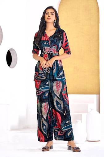 Blue chanderi silk embroidered Co-ord set 