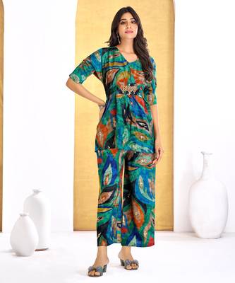 Green chanderi silk embroidered Co-ord set  1