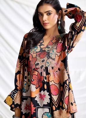 Black cotton embroidered Co-ord set  4