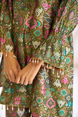 Olive chanderi silk embroidered Co-ord set  4