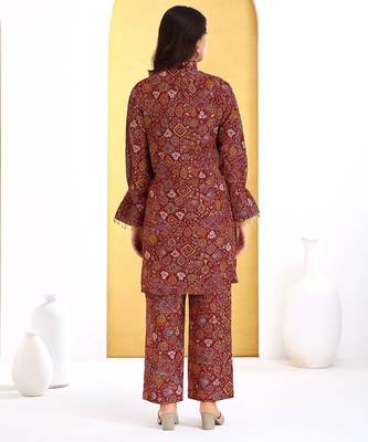 Red chanderi silk embroidered Co-ord set  5
