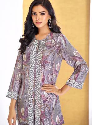 Coral chanderi silk embroidered Co-ord set  3