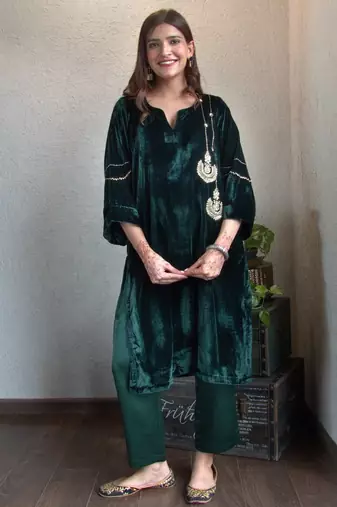 Green velvet chandbala kurta set