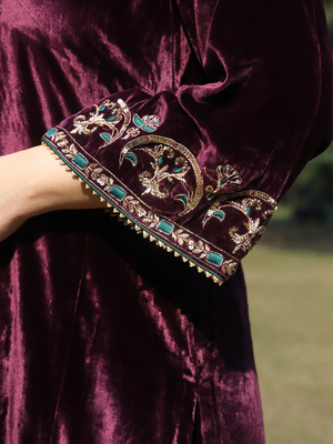Wine velvet hand embroidered kurta set with dupatta 4
