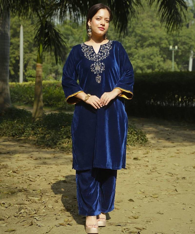 Blue velvet hand embroidered kurta set