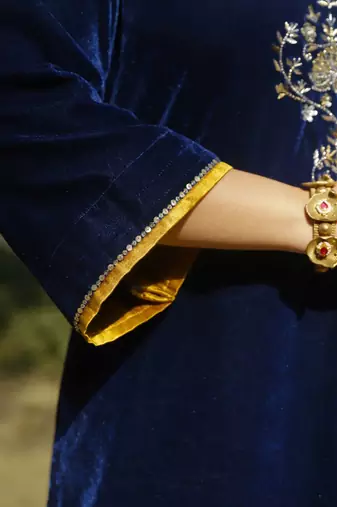 Blue velvet hand embroidered kurta set