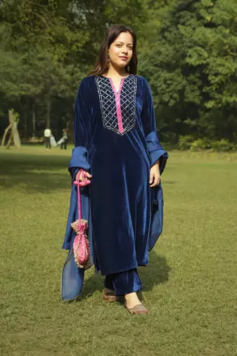 Blue velvet yoke hand embroidered kurta set with dupatta