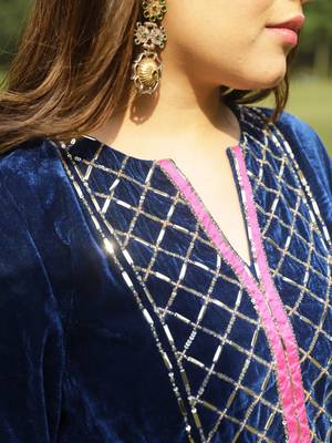 Blue velvet yoke hand embroidered kurta set 3