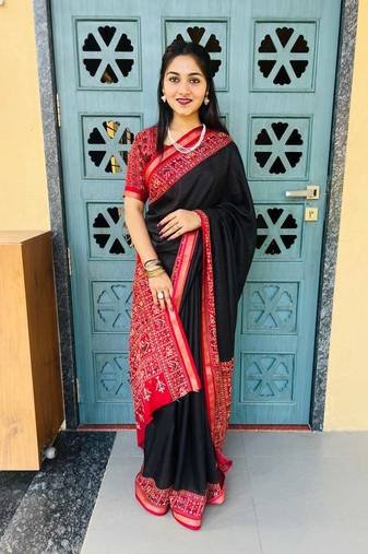 black dola silk kalamkari saree with printed-unstitched