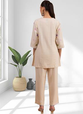 Cream linen kurta with pant for women's 2