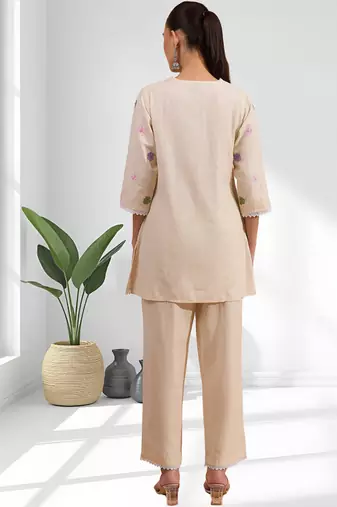Cream linen kurta with pant for women's