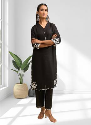 Black linen long kurta with pant for women's 2