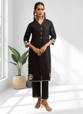 Black linen long kurta with pant for women's 5