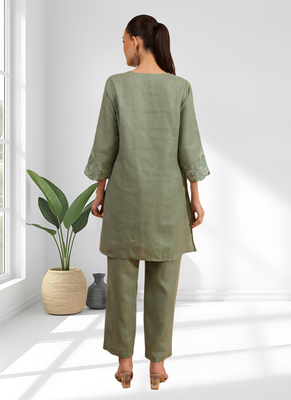 Pista green kurta with pant for women's 2