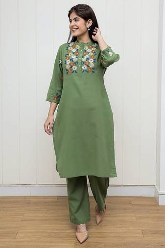 Green embroidered cotton co-ord set