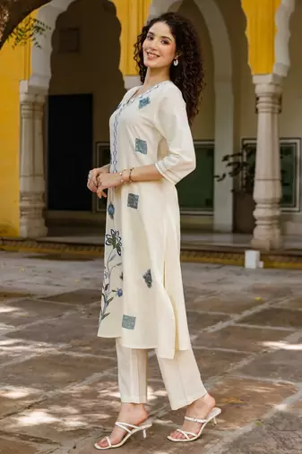 Off white embroidered cotton kurta bottom