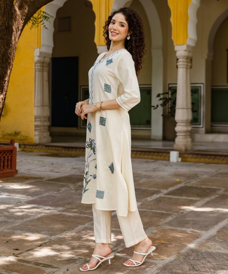 Off white embroidered cotton kurta bottom
