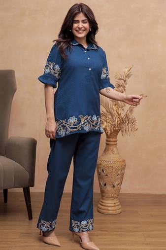 Blue embroidered cotton co-ord set