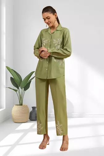 Pista green vertical silk shirt pant for women's
