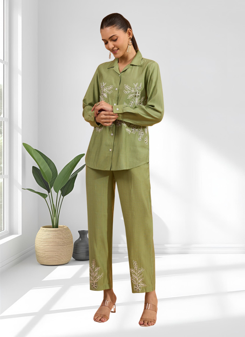Pista green vertical silk shirt pant for women's