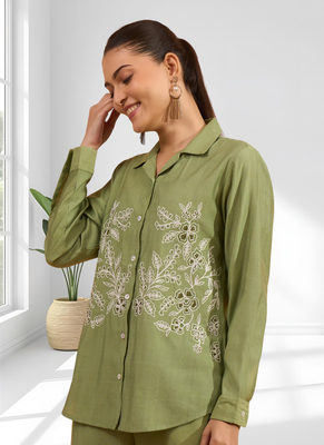 Pista green vertical silk shirt pant for women's 3