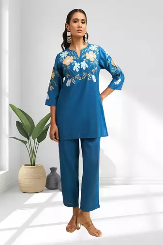 Teal vertical silk kurta sets for women's