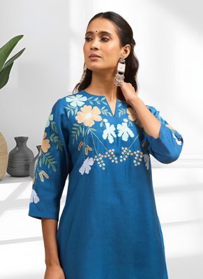 Teal vertical silk kurta sets for women's 4